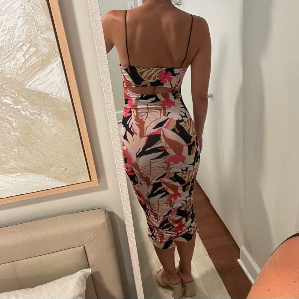 TROPICAL DRESS🌴🌺 - Picture 3 of 6